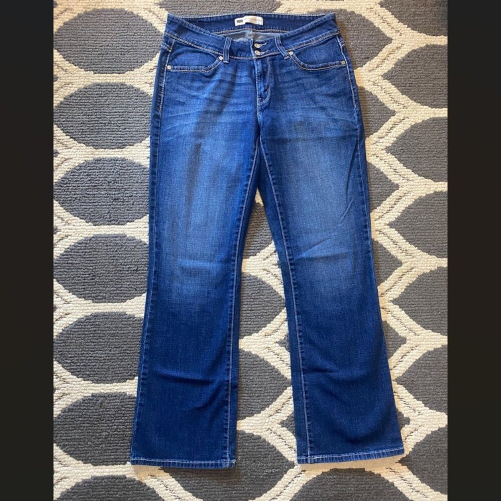 Levi's Women's Curvy Boot Cut Jeans w/ Embroidered Flap Pockets Size 10 Mid Rise